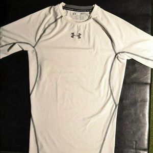 Mens Under Armour Short Sleeve Shirt Size S